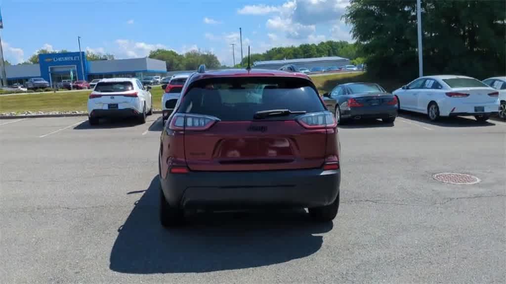 used 2020 Jeep Cherokee car, priced at $19,396