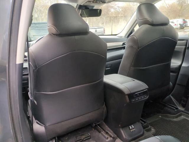 used 2020 Toyota Highlander car, priced at $32,587