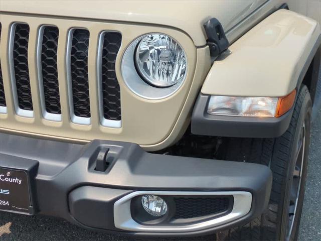 used 2022 Jeep Gladiator car, priced at $33,998