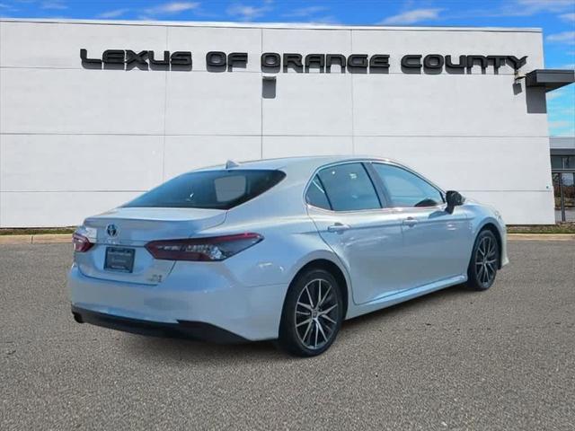 used 2022 Toyota Camry Hybrid car, priced at $27,998