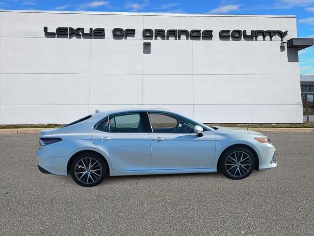 used 2022 Toyota Camry Hybrid car, priced at $27,998