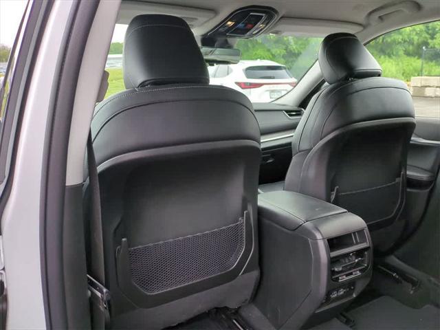 used 2024 Jeep Grand Cherokee car, priced at $40,992