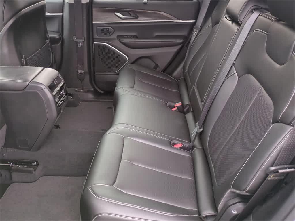 used 2024 Jeep Grand Cherokee car, priced at $38,800