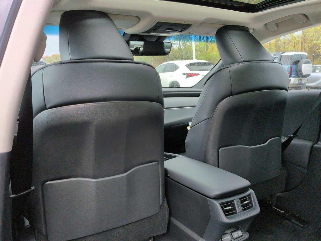 new 2025 Lexus ES 300h car, priced at $51,029