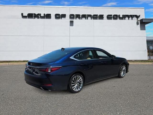 used 2022 Lexus ES 350 car, priced at $41,302