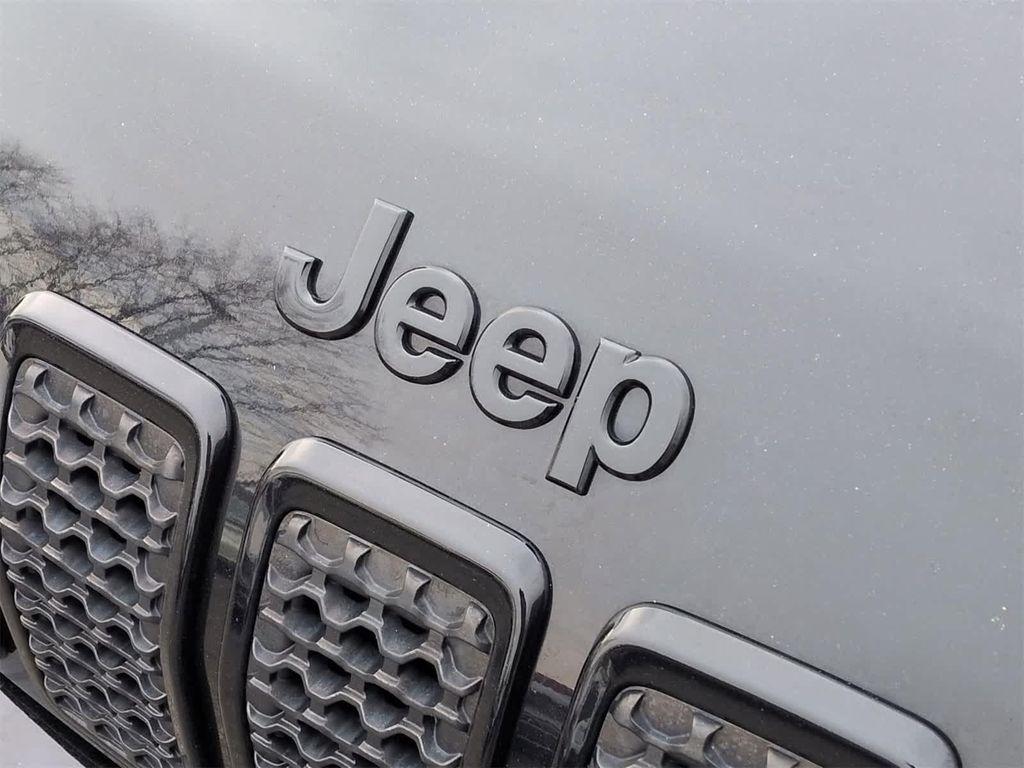 used 2019 Jeep Cherokee car, priced at $12,899