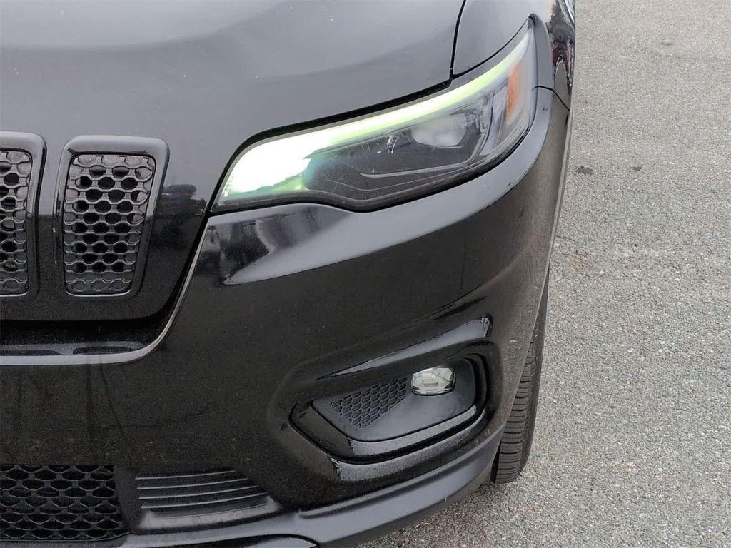 used 2019 Jeep Cherokee car, priced at $12,899