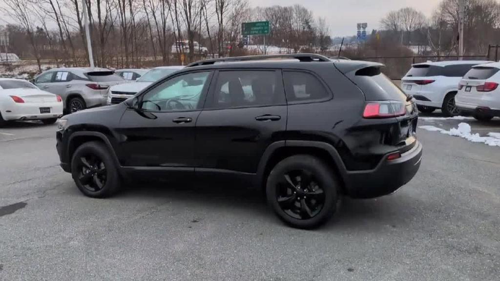 used 2019 Jeep Cherokee car, priced at $12,899