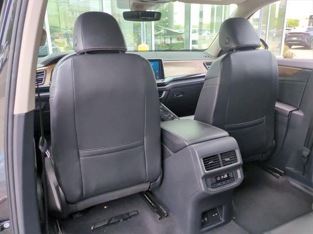 used 2024 Volkswagen Atlas car, priced at $32,992