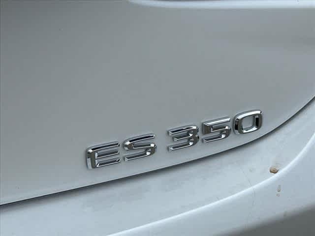 new 2024 Lexus ES 350 car, priced at $48,215