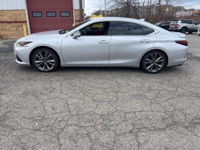 used 2019 Lexus ES 350 car, priced at $32,318