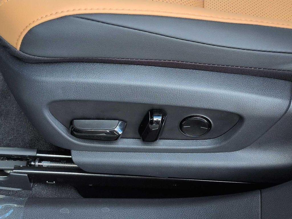 new 2025 Lexus ES 350 car, priced at $53,215