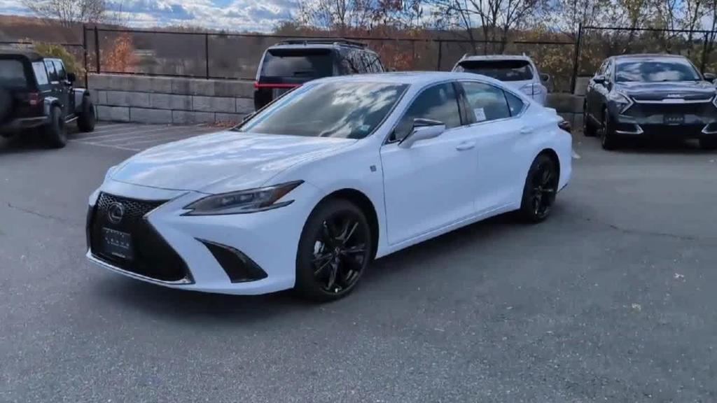 new 2025 Lexus ES 350 car, priced at $53,215