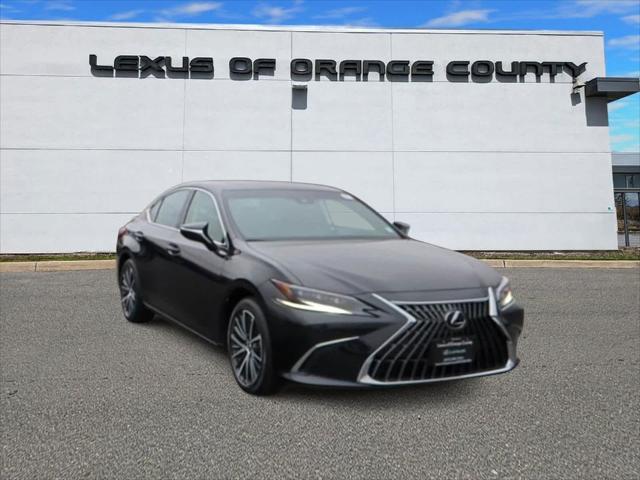 new 2025 Lexus ES 300h car, priced at $52,294