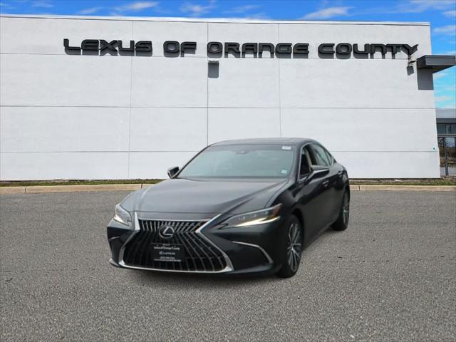 new 2025 Lexus ES 300h car, priced at $52,294