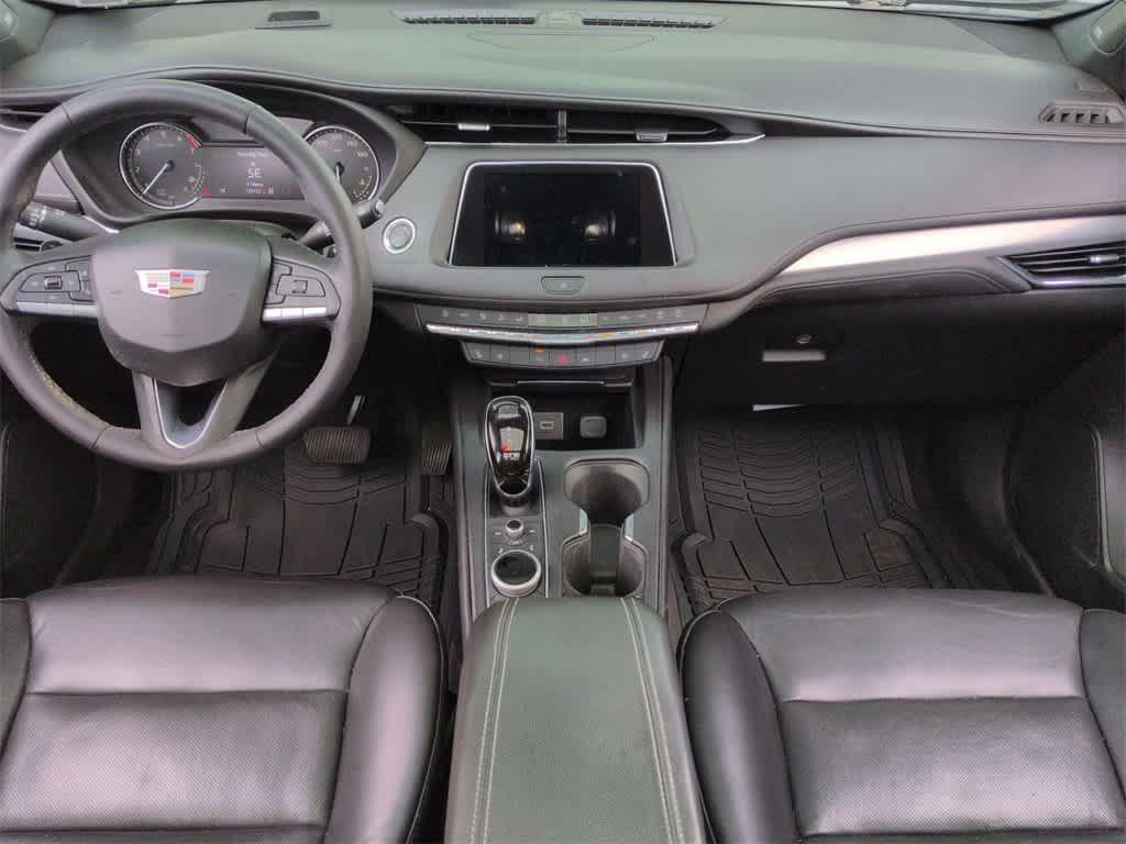 used 2020 Cadillac XT4 car, priced at $14,998