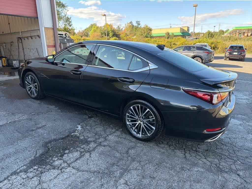 used 2023 Lexus ES 350 car, priced at $33,587