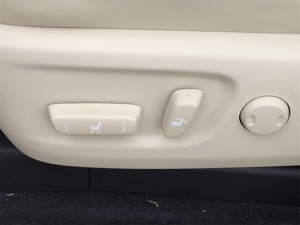 used 2023 Lexus GX 460 car, priced at $50,898