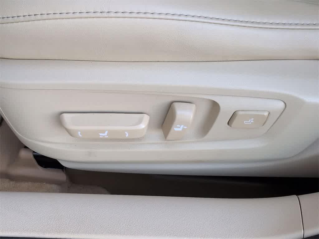 used 2015 Lexus ES 350 car, priced at $17,478