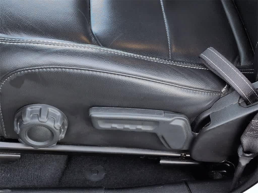 used 2019 Jeep Wrangler Unlimited car, priced at $26,998