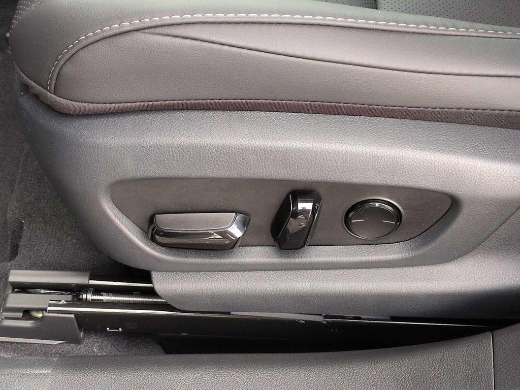 new 2025 Lexus ES 350 car, priced at $50,385