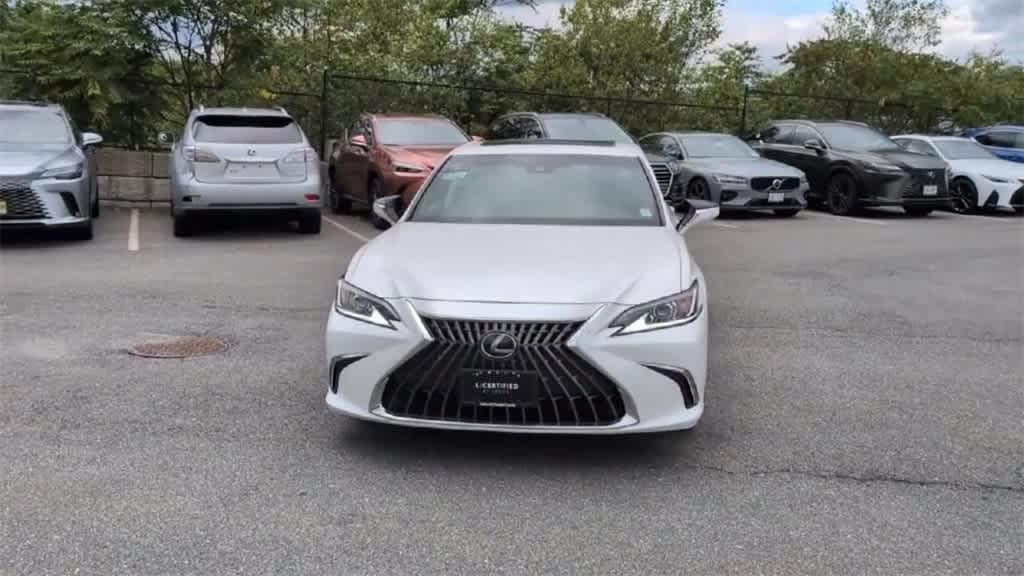 used 2022 Lexus ES 350 car, priced at $32,998