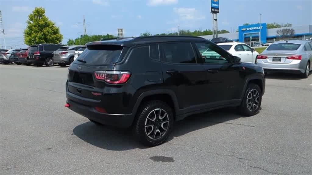used 2024 Jeep Compass car, priced at $23,999