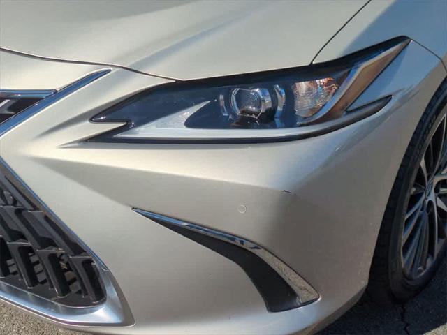 used 2022 Lexus ES 300h car, priced at $35,979