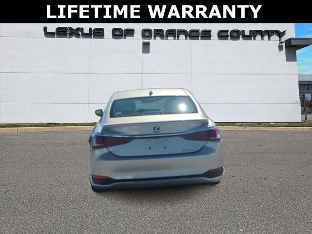 used 2022 Lexus ES 300h car, priced at $36,998