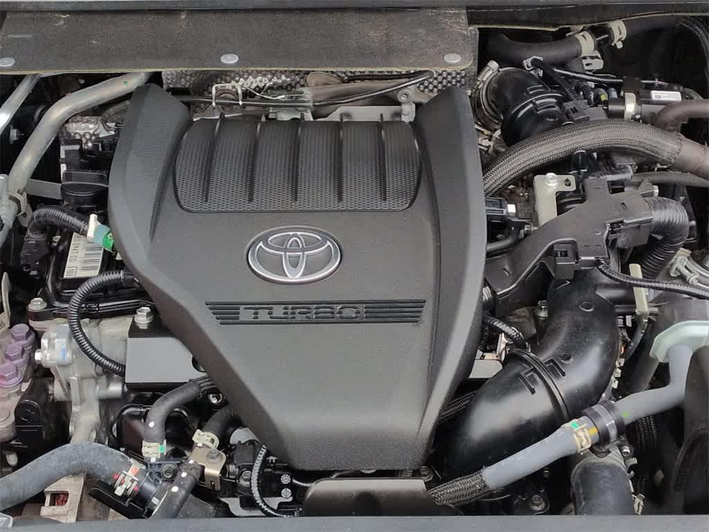 used 2023 Toyota Highlander car, priced at $32,586