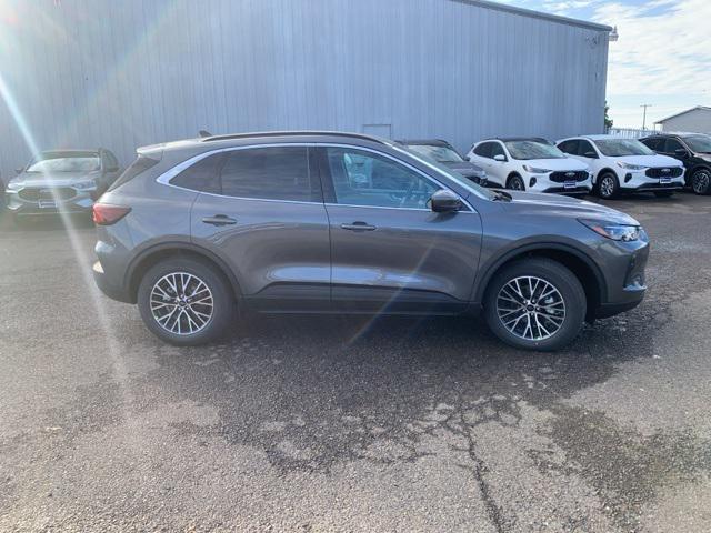 new 2025 Ford Escape car, priced at $43,615