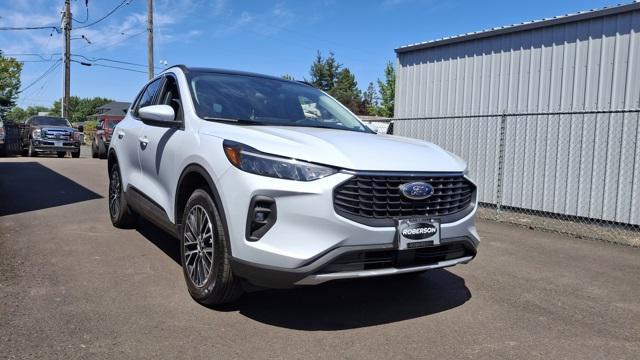 new 2025 Ford Escape PHEV car, priced at $33,266