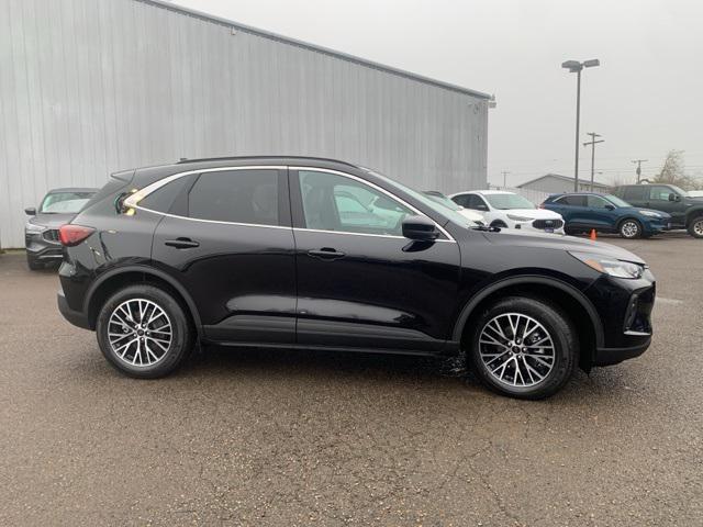 new 2025 Ford Escape car, priced at $40,680