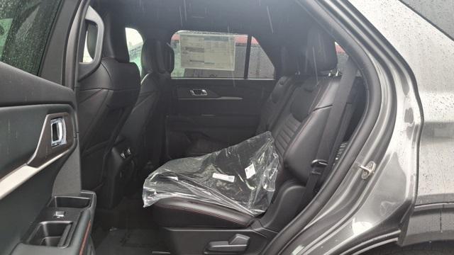 new 2025 Ford Explorer car, priced at $46,102