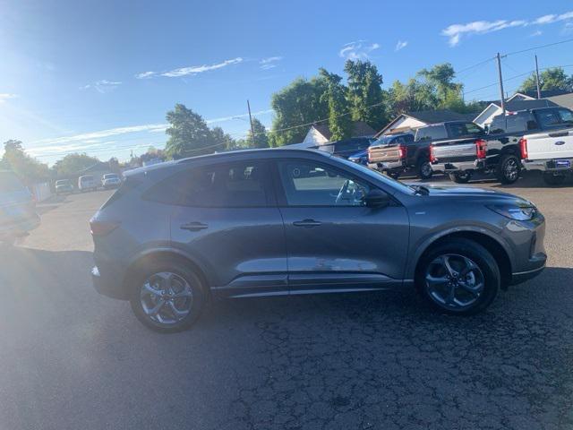 used 2023 Ford Escape car, priced at $27,417