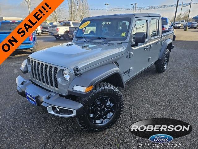 used 2023 Jeep Gladiator car, priced at $39,655