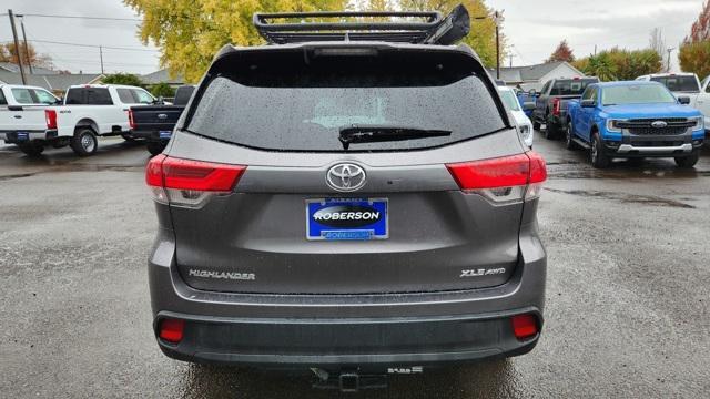 used 2019 Toyota Highlander car, priced at $26,417