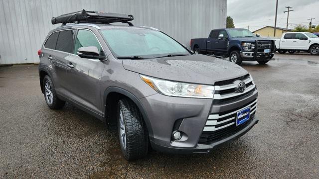 used 2019 Toyota Highlander car, priced at $26,417