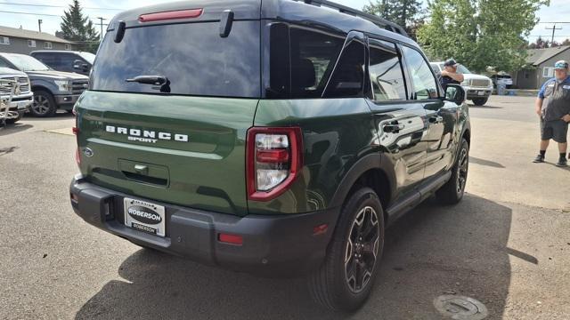 new 2025 Ford Bronco Sport car, priced at $37,611