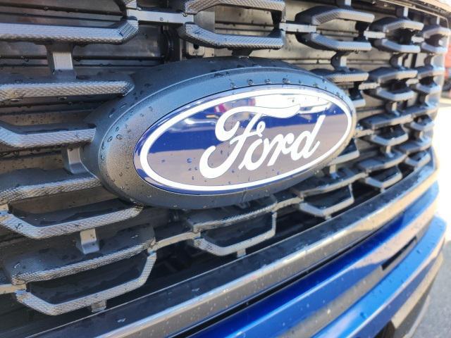 new 2025 Ford F-150 car, priced at $50,304