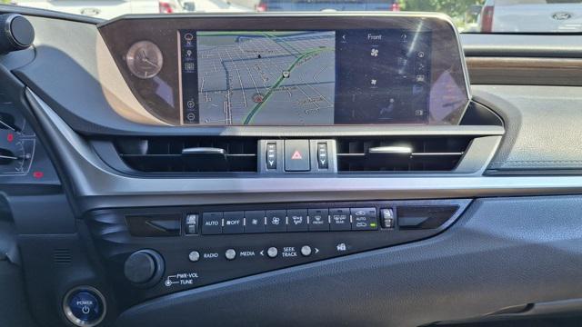 used 2019 Lexus ES 300h car, priced at $24,617