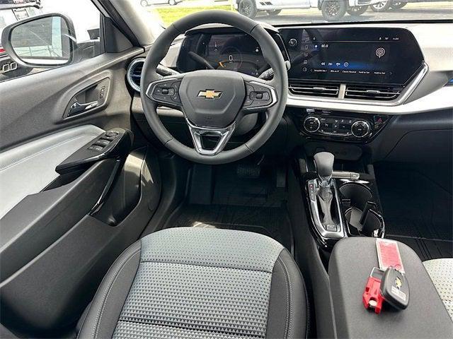new 2025 Chevrolet Trax car, priced at $26,049