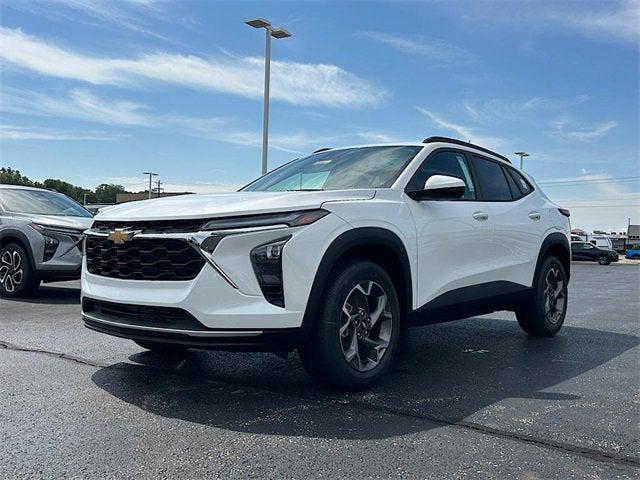 new 2025 Chevrolet Trax car, priced at $26,049