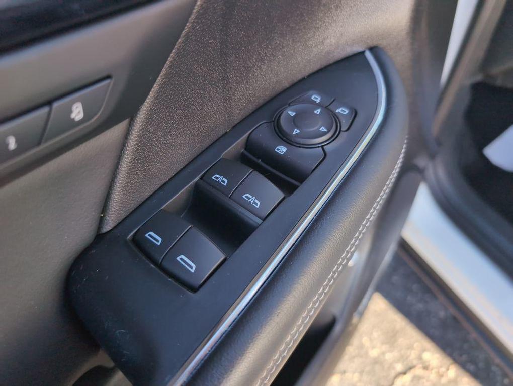 used 2022 Buick Envision car, priced at $22,750