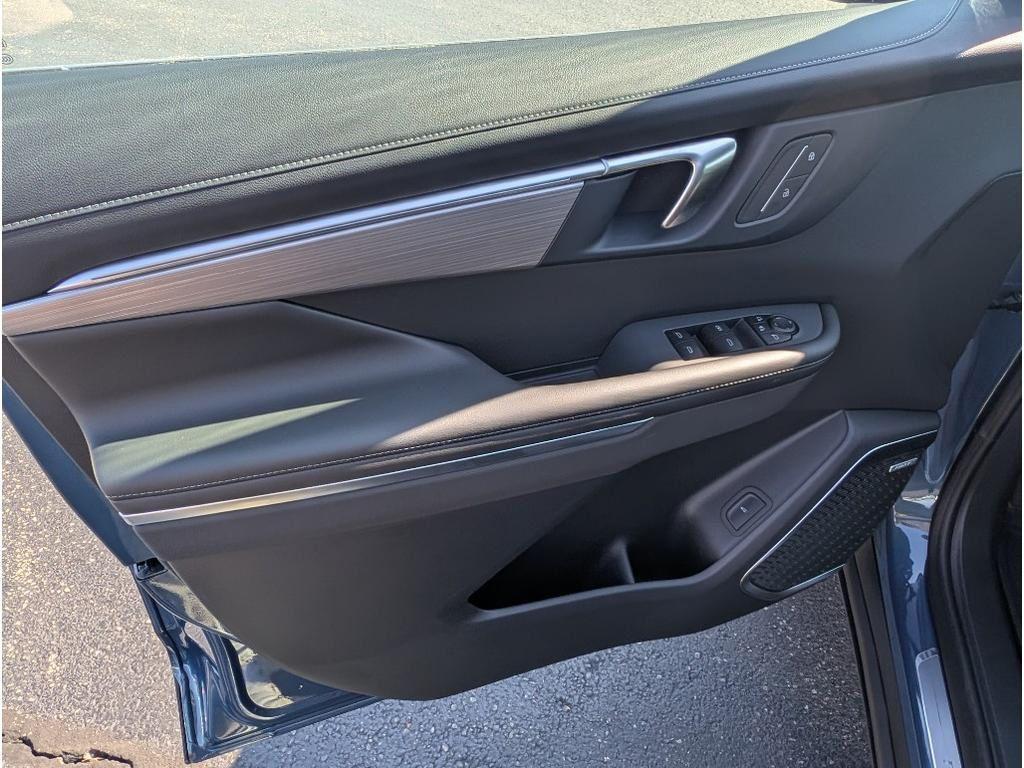 new 2026 Buick Enclave car, priced at $46,292