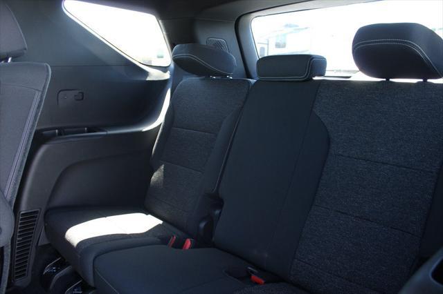 new 2025 Chevrolet Traverse car, priced at $42,844