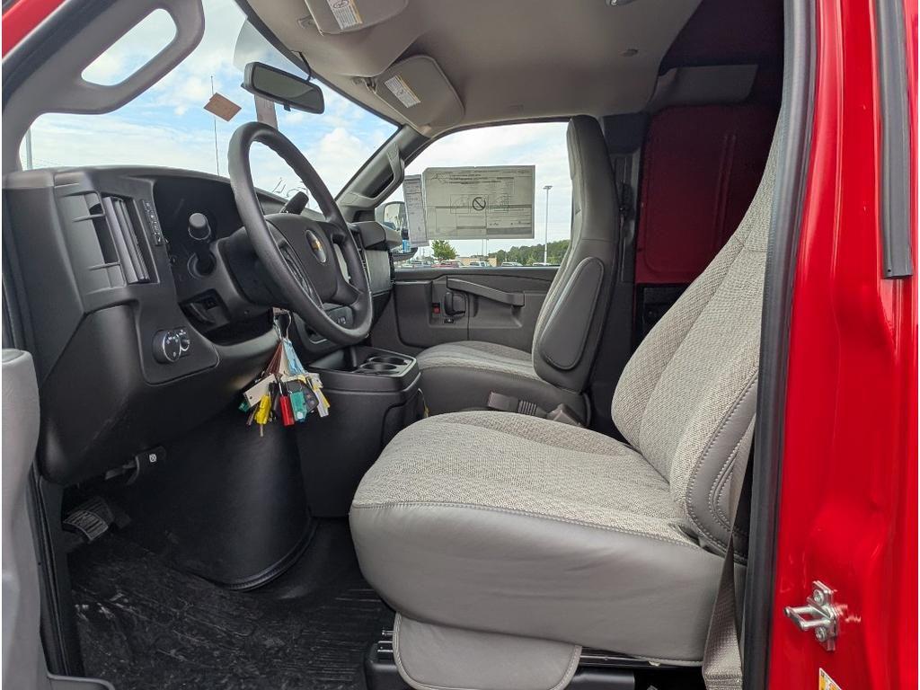new 2025 Chevrolet Express 2500 car, priced at $45,015