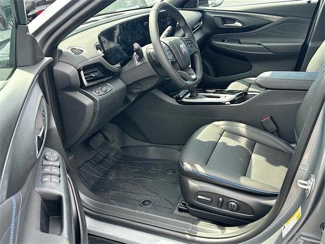 new 2025 Buick Envista car, priced at $29,899