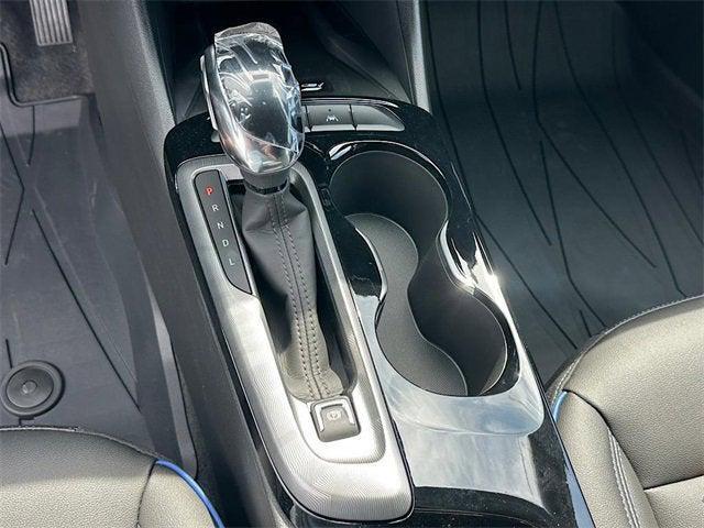 new 2025 Buick Envista car, priced at $29,899