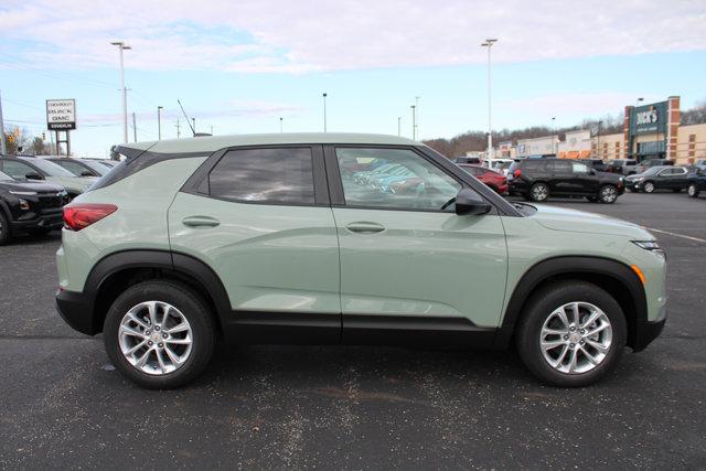 new 2025 Chevrolet TrailBlazer car, priced at $26,105